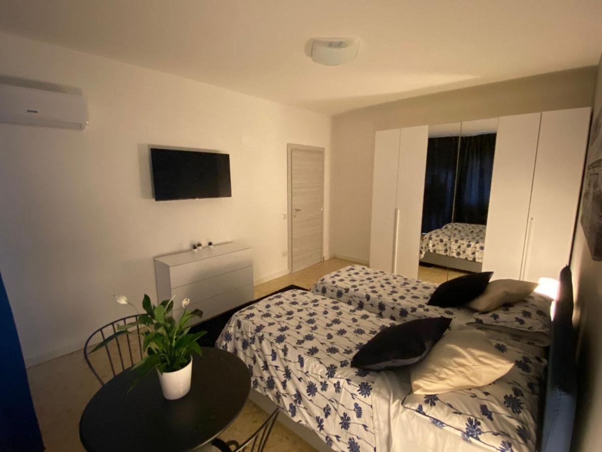 Ytha Housse Roma Centro Hotel Buitenkant foto